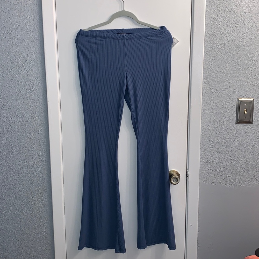 Arabella - Flare Leggings NWT